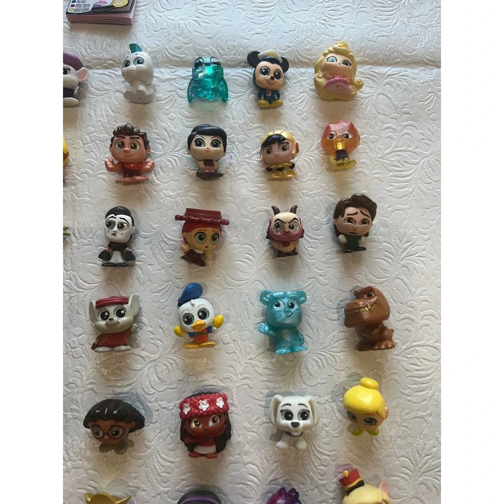 131 Disney Doorables Lot Rare Ultra Rare Flocked Glow Scented Special + Cards